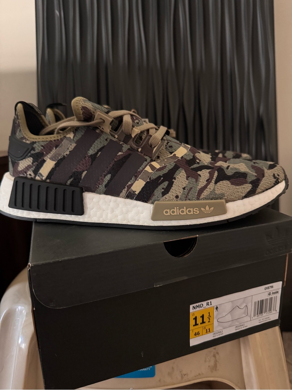 Adidas ORIGINALS  NMD_R1 'Savanna Camo MENS 11.5
